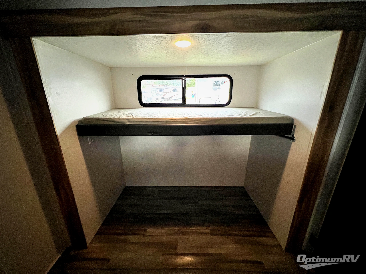 2022 Coachmen Freedom Express Select 31SE Photo 11