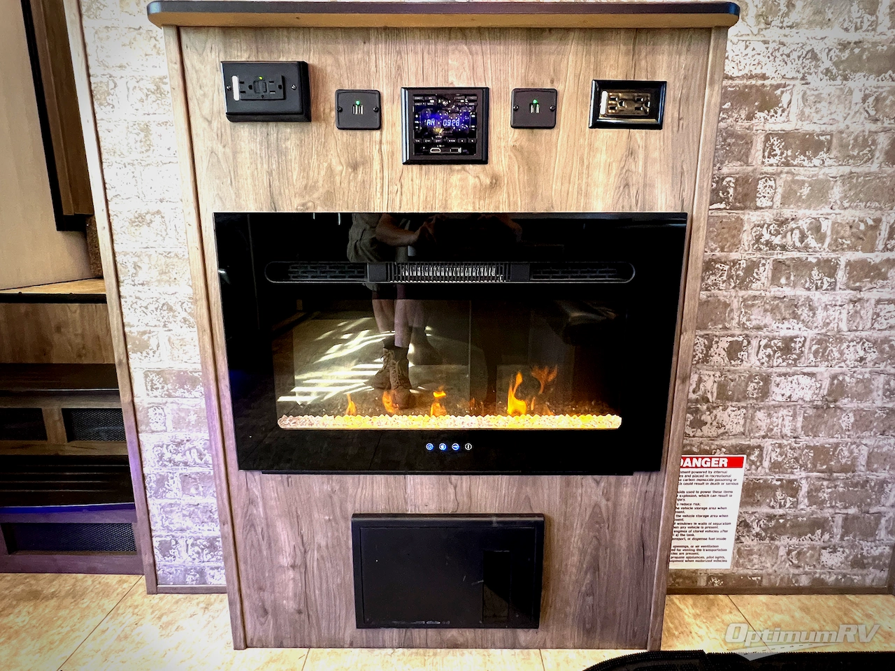 2022 Forest River Vengeance Rogue Armored VGF371A13 Photo 12