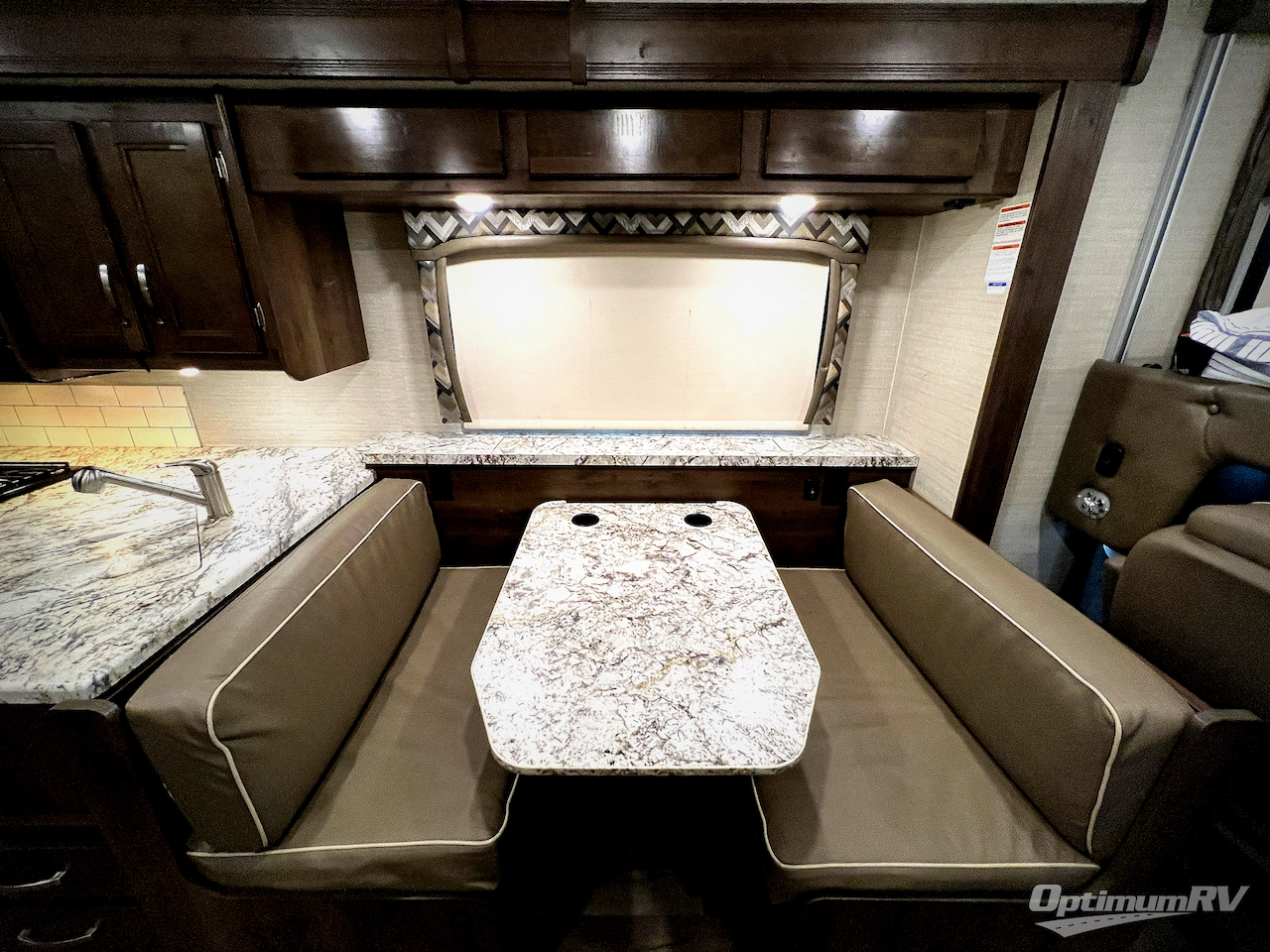 2018 Jayco Alante 29F Photo 12