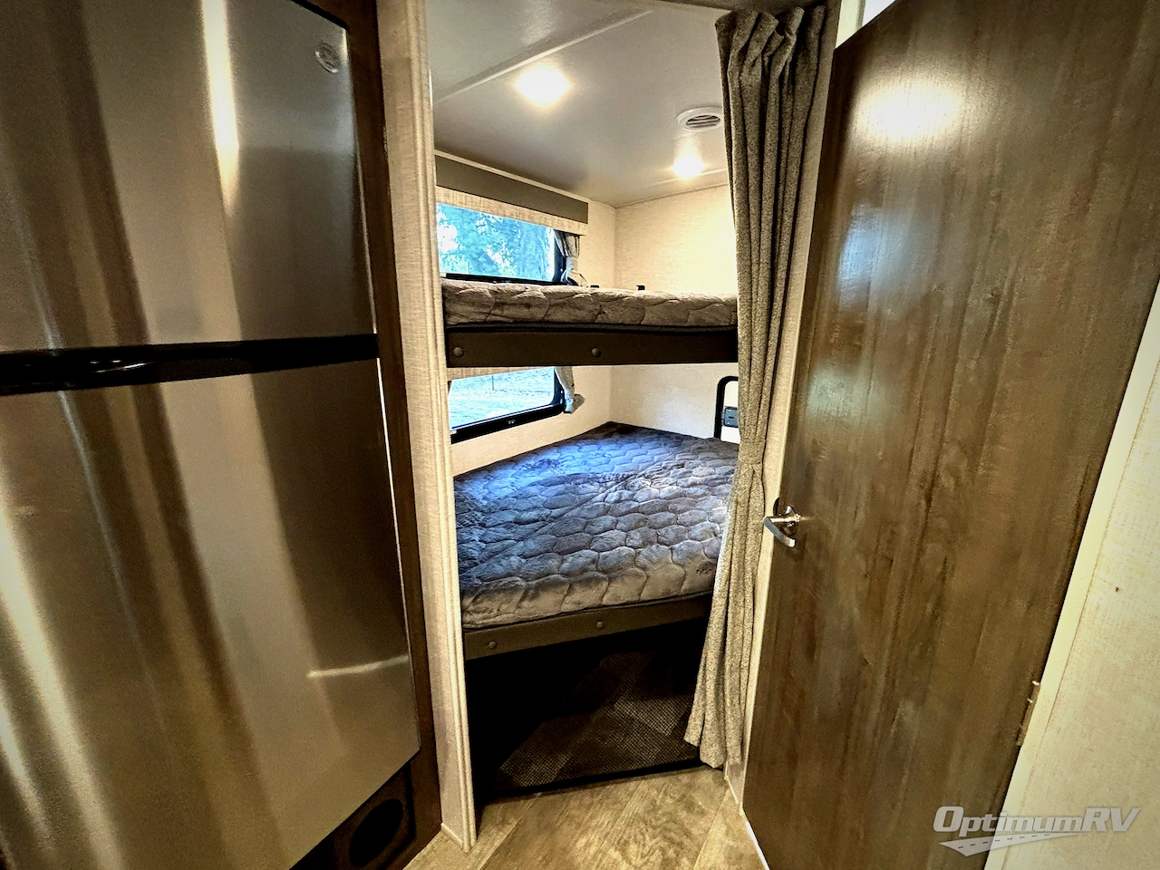 2023 Forest River Flagstaff Micro Lite 25BRDS Photo 12