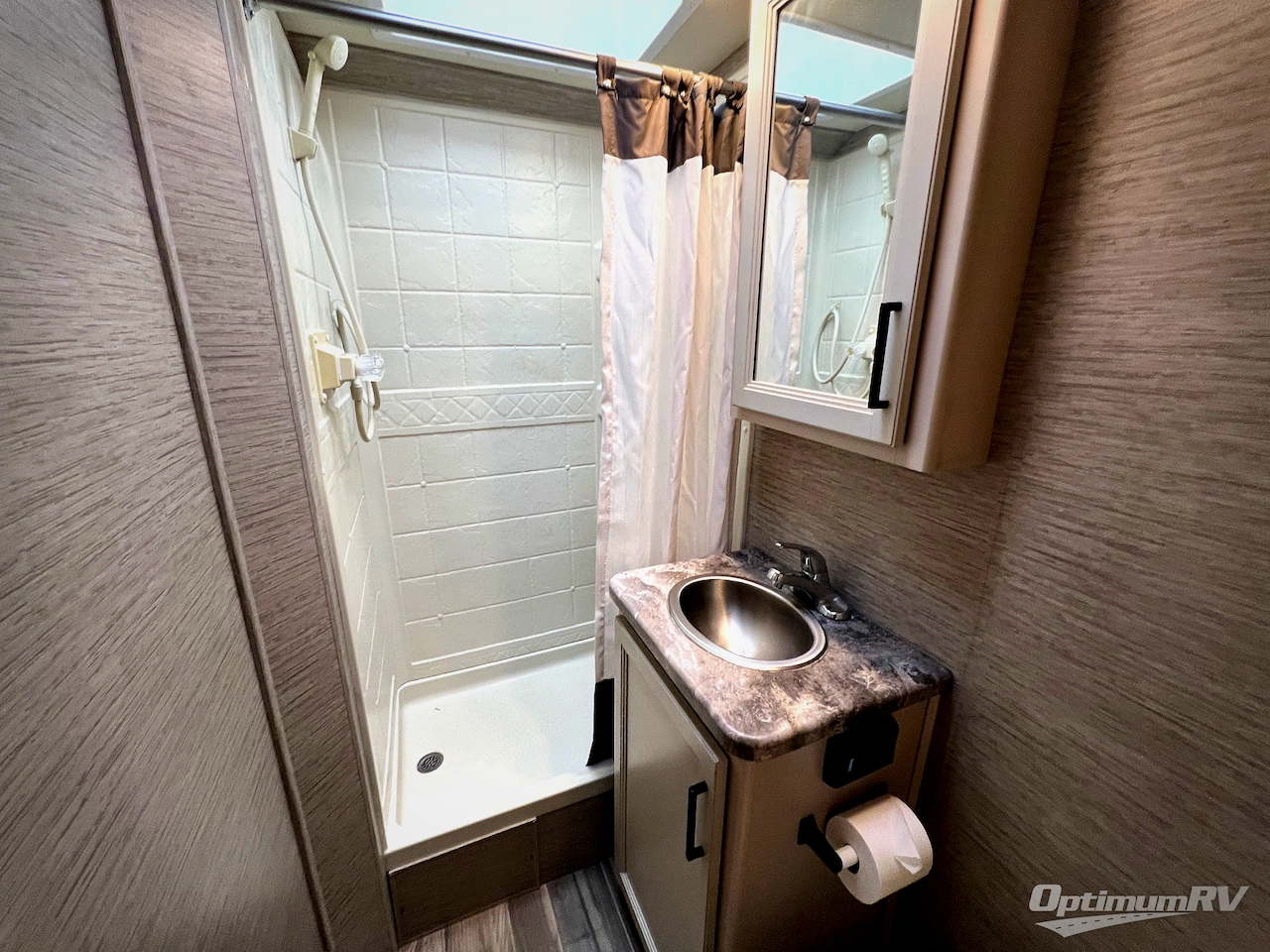 2021 Thor Four Winds 22E Photo 27