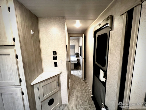 2023 East To West Silver Lake 29K2S RV Photo 4
