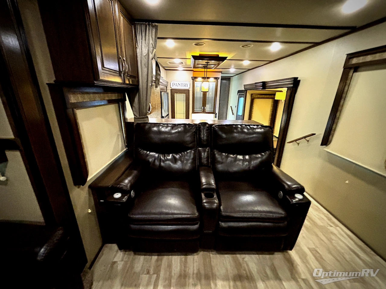 2019 Grand Design Solitude 375RES Photo 21