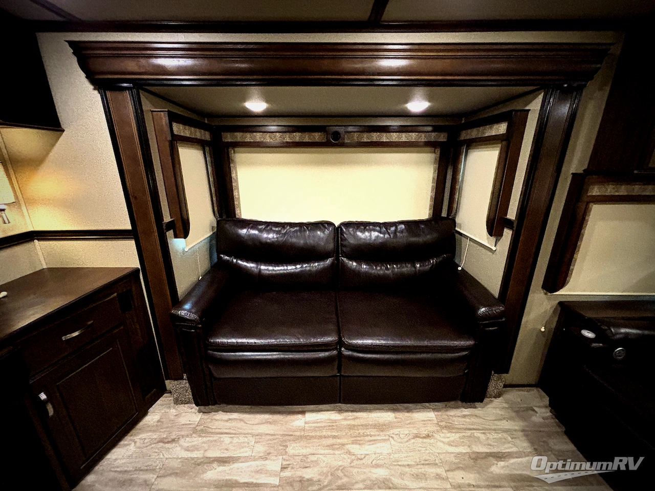 2019 Grand Design Solitude 375RES Photo 22