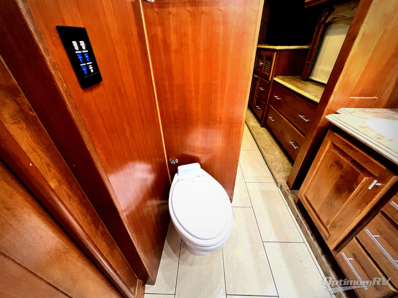 2014 Tiffin Phaeton 40AH Photo 24