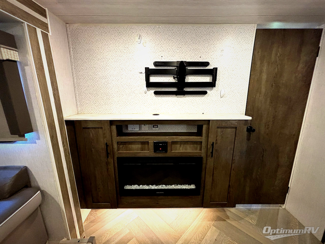 2022 Forest River Wildwood X-Lite 263BHXL Photo 8