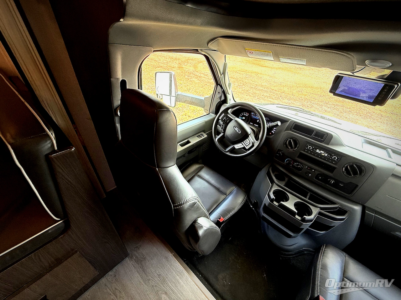 2021 Forest River Sunseeker Classic 2440DS Ford Photo 10