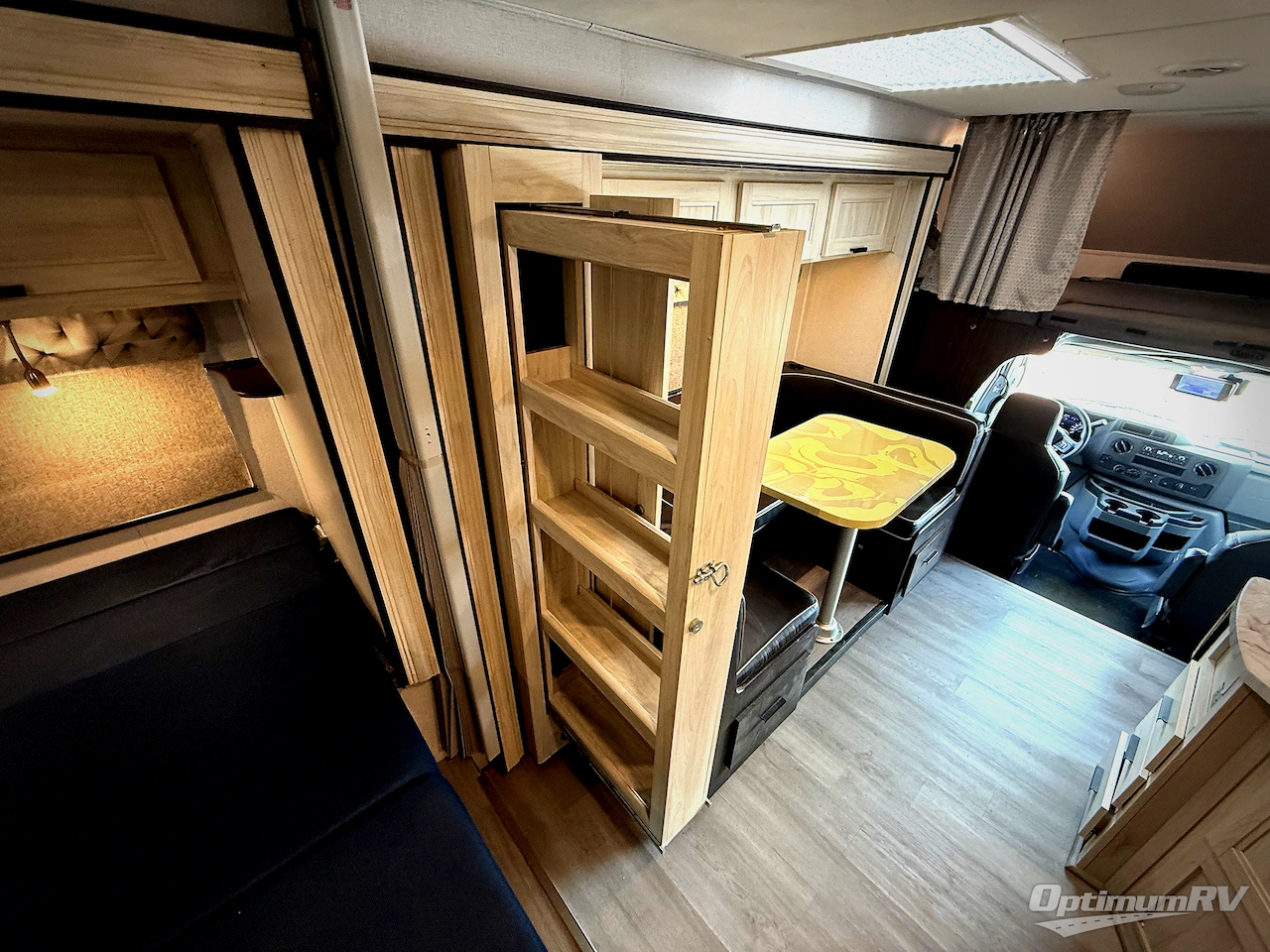 2021 Forest River Sunseeker Classic 2440DS Ford Photo 13