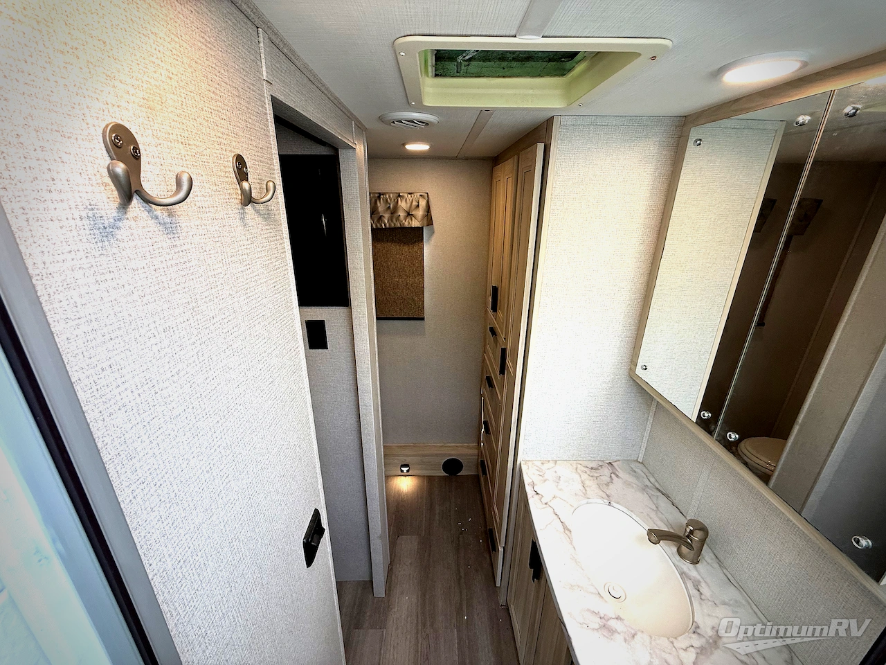 2021 Forest River Sunseeker Classic 2440DS Ford Photo 23