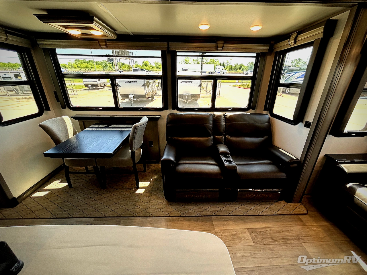 2022 Keystone Montana 3855BR Photo 8