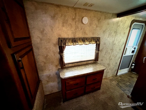 2011 Keystone Laredo Super Lite 296RE RV Photo 3