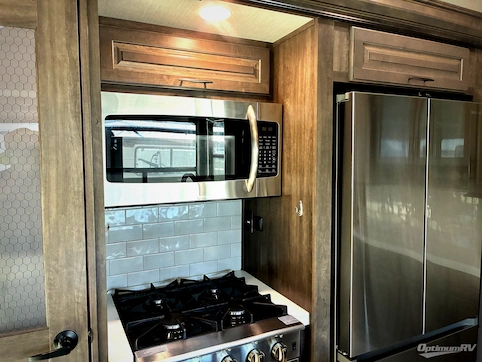2022 Grand Design Solitude 378MBS RV Photo 3