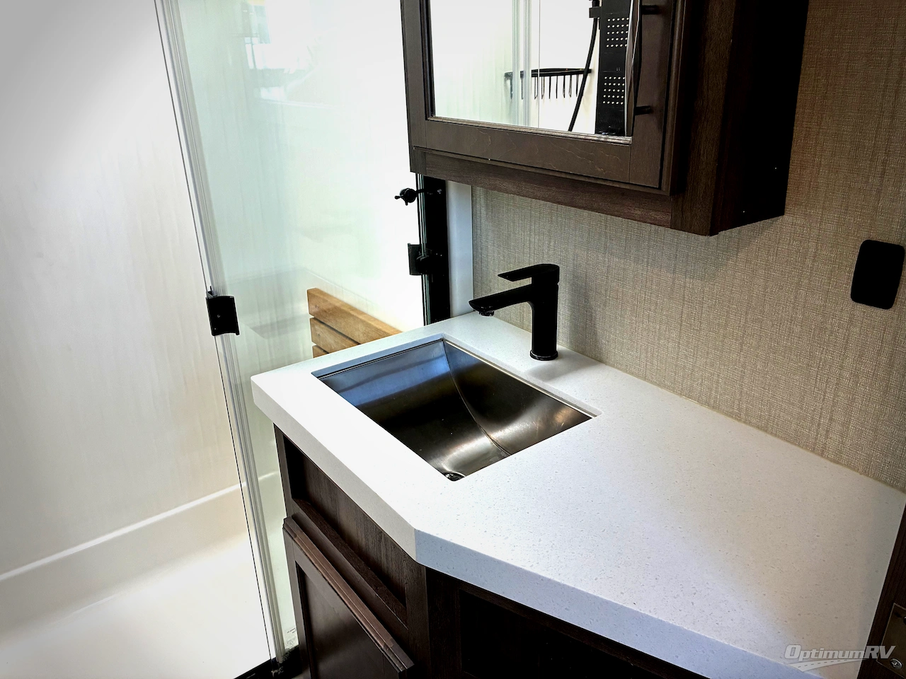 2022 Grand Design Solitude 378MBS Photo 16