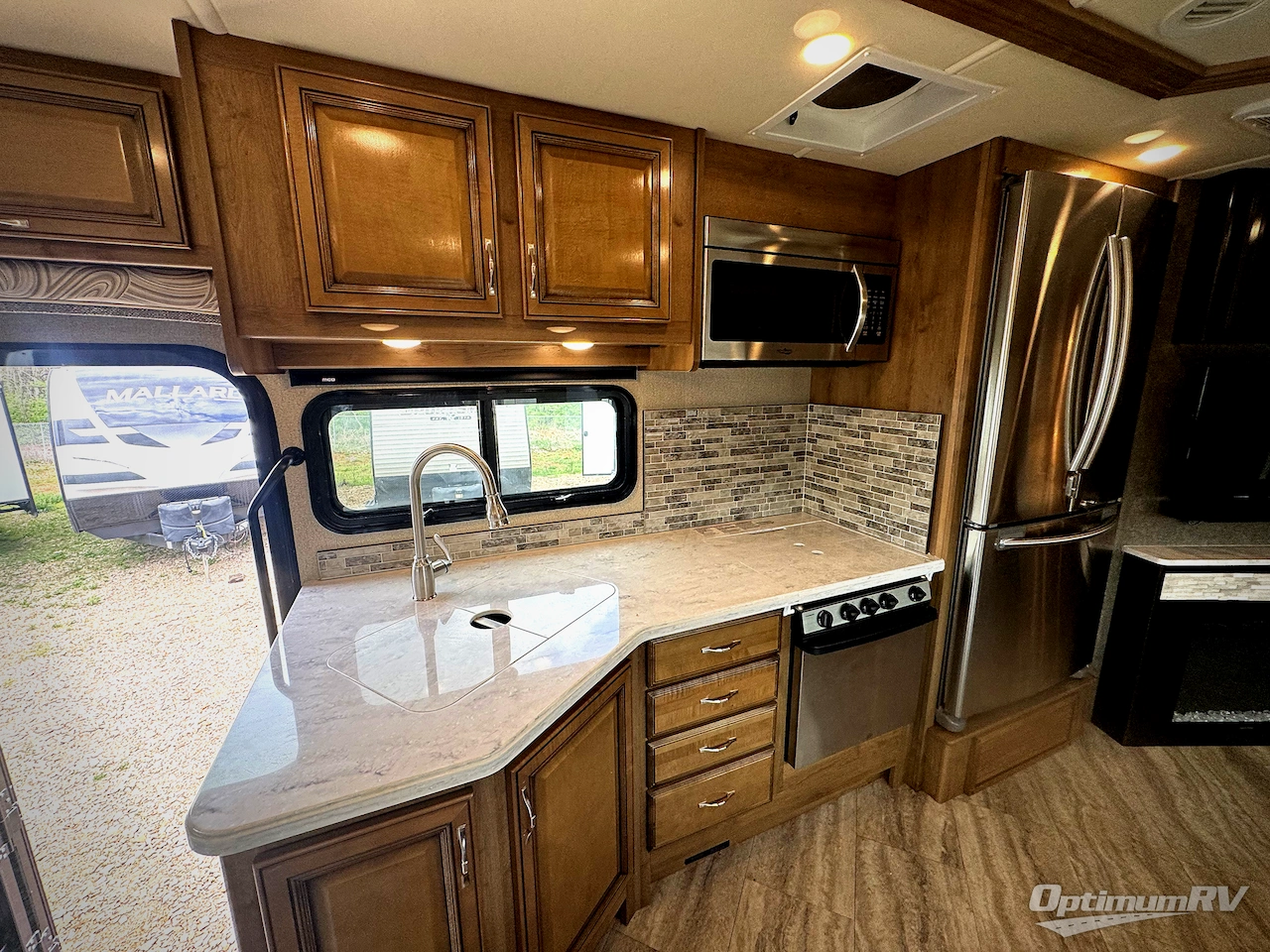 2019 Holiday Rambler Vacationer 36F Photo 9