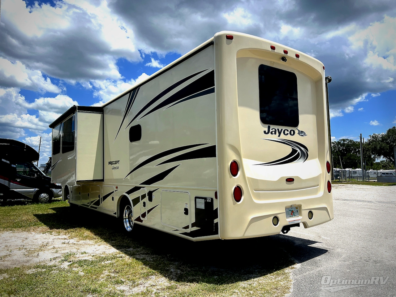 2020 Jayco Precept 34G Photo 2