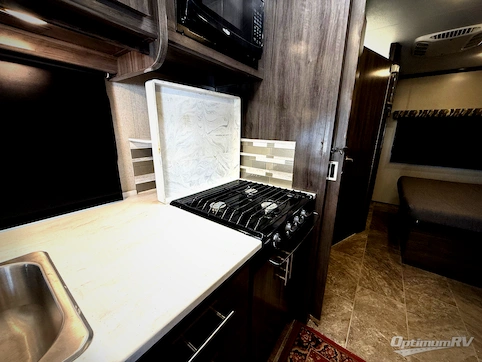 2018 Holiday Rambler Reno 25S RV Photo 3
