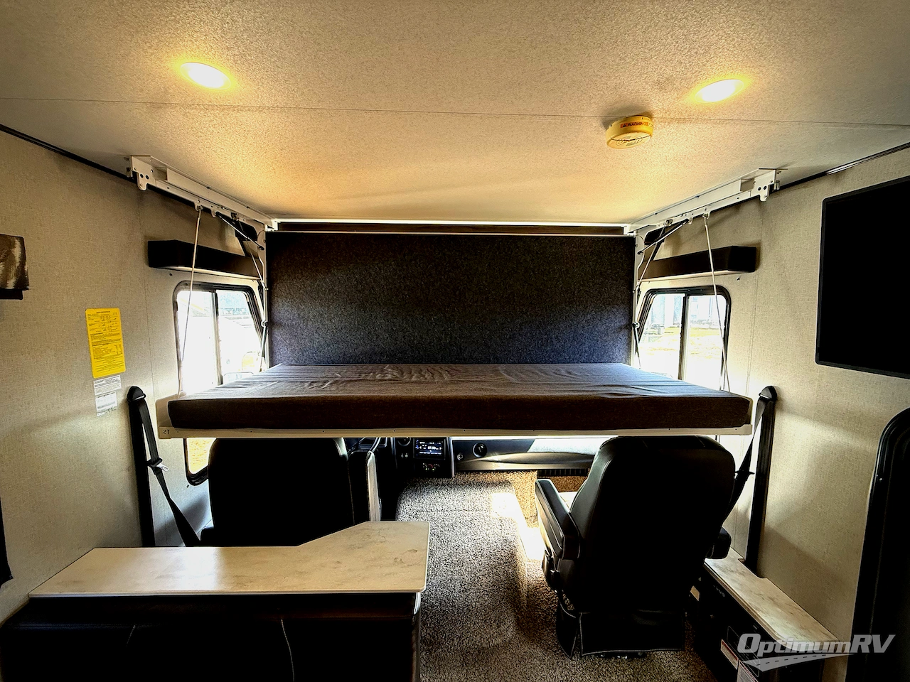 2018 Holiday Rambler Reno 25S Photo 7