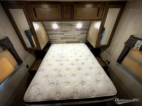 2022 Palomino Puma 28DBFQ RV Photo 4