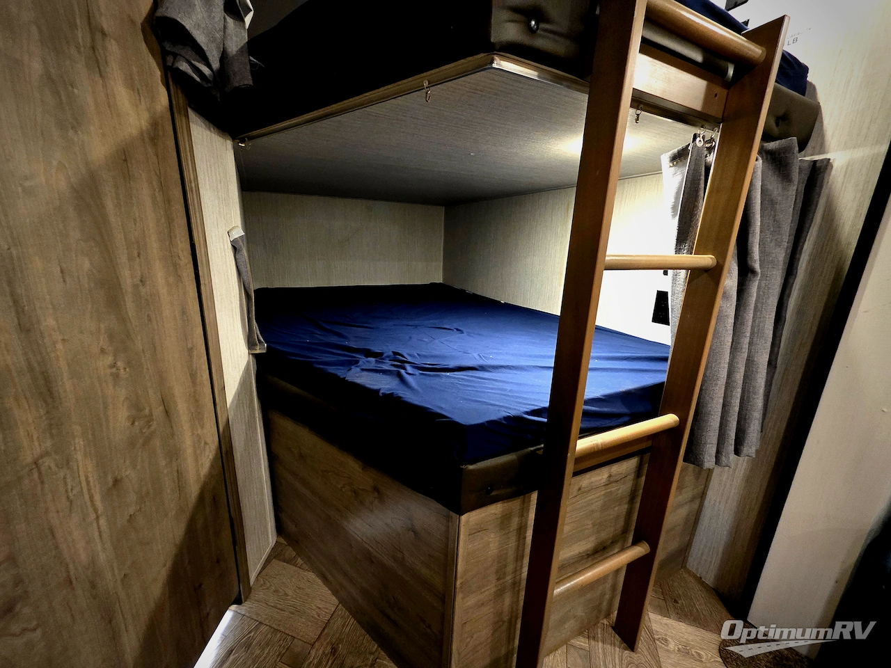 2022 Palomino Puma 28DBFQ Photo 7