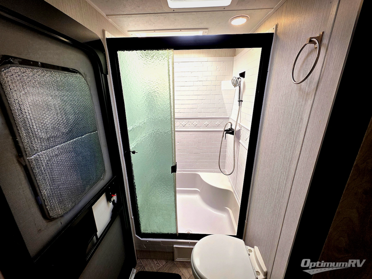 2022 Palomino Puma 28DBFQ Photo 9
