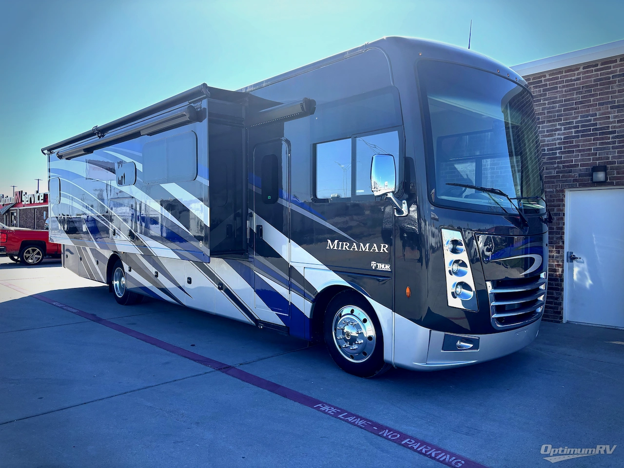 2020 Thor Miramar 35.4 Photo 1