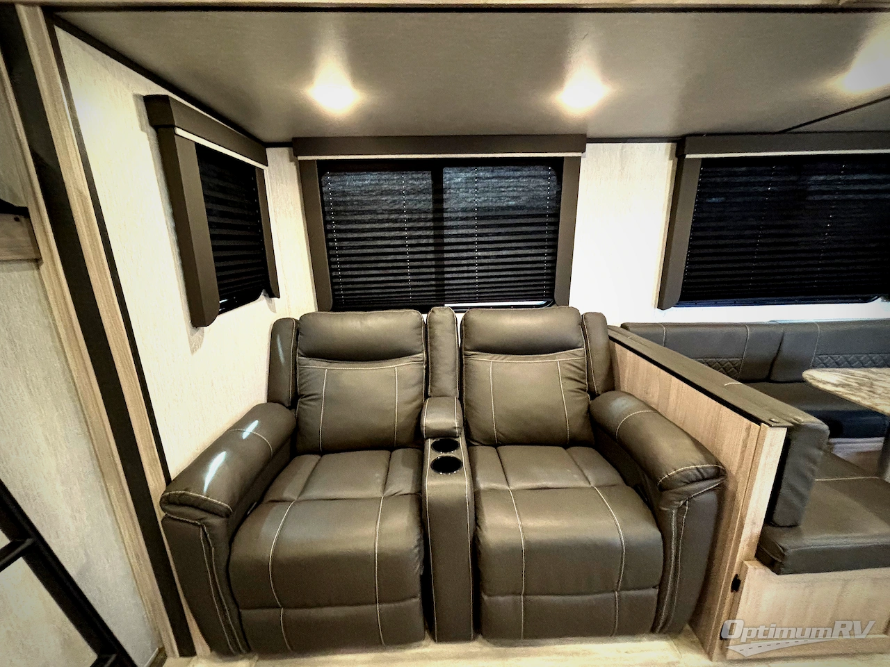 2022 Coachmen Spirit Ultra Lite 2963BH Photo 6