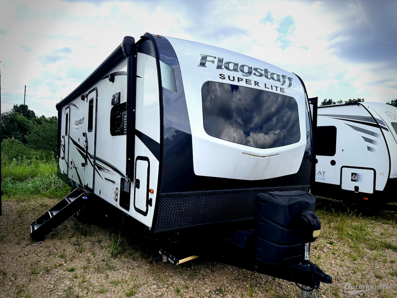 2022 Forest River Flagstaff Super Lite 26FKBS Photo 1