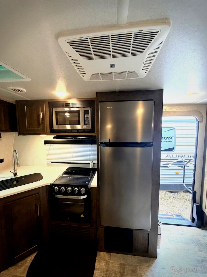 2022 Forest River Flagstaff Super Lite 26FKBS Photo 8