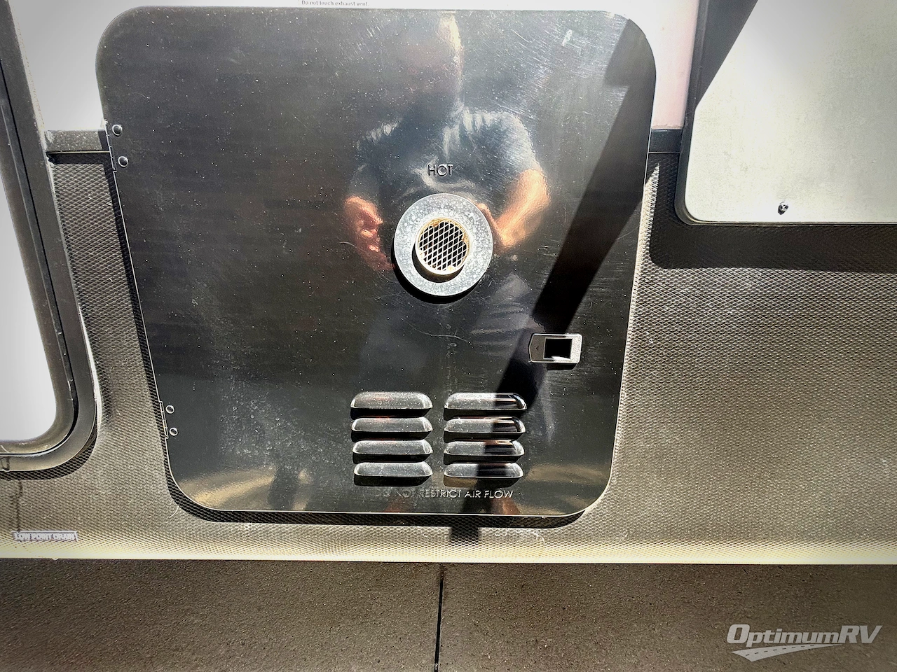 2024 Forest River Cedar Creek 377BH Photo 31