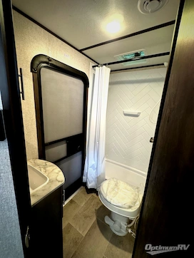 2021 Dutchmen Coleman Lantern Series 263BH RV Photo 4