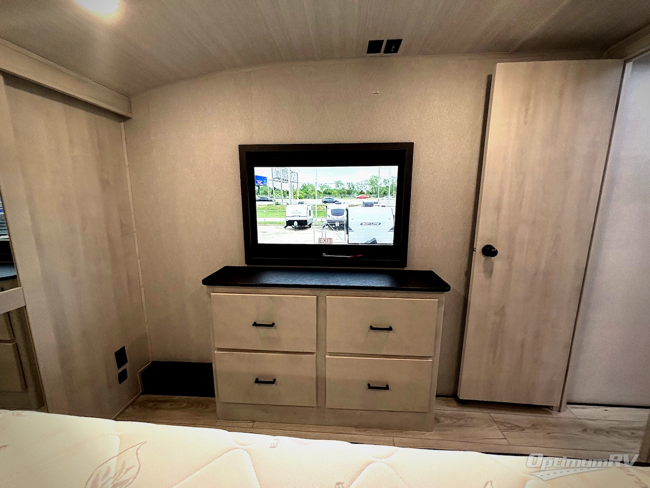 2025 East To West Tandara 386MB-OK Photo 20