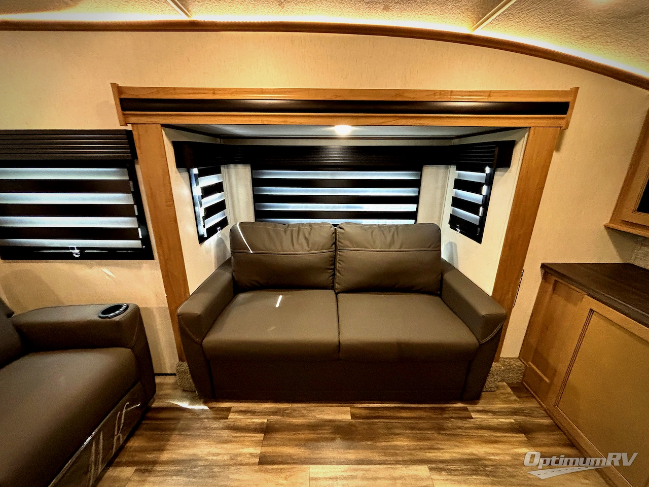 2024 Forest River Sabre 37FLH Photo 11