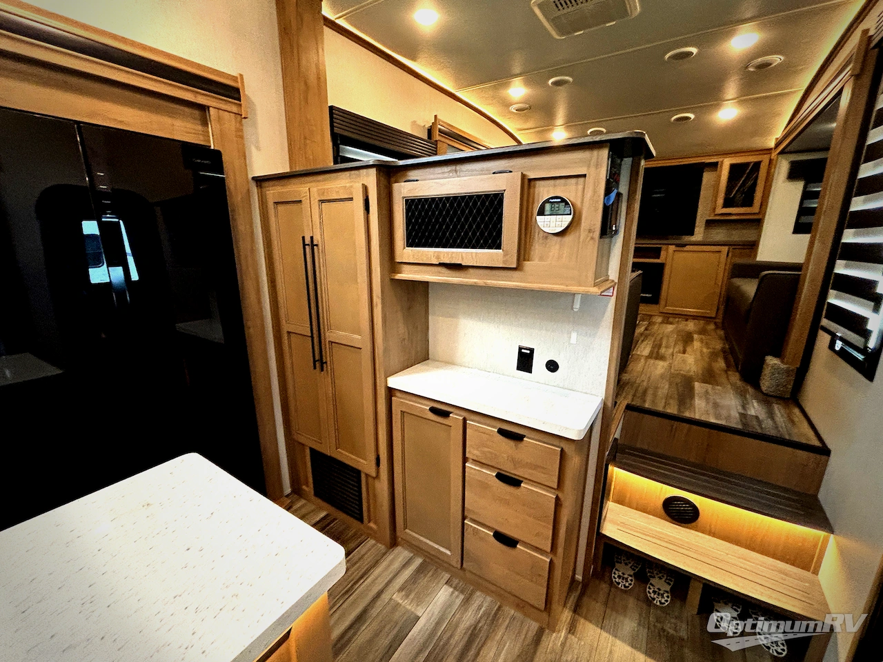 2024 Forest River Sabre 37FLH Photo 13