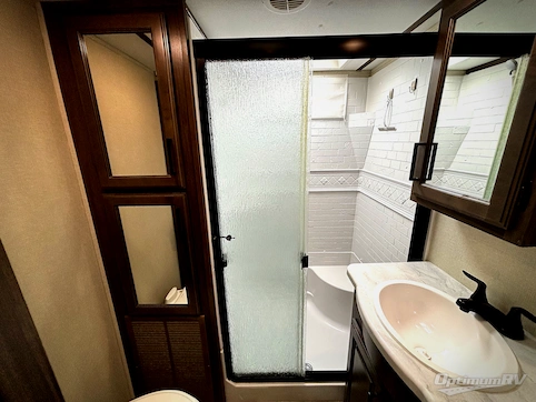 2020 Forest River Wildcat 322RK RV Photo 3