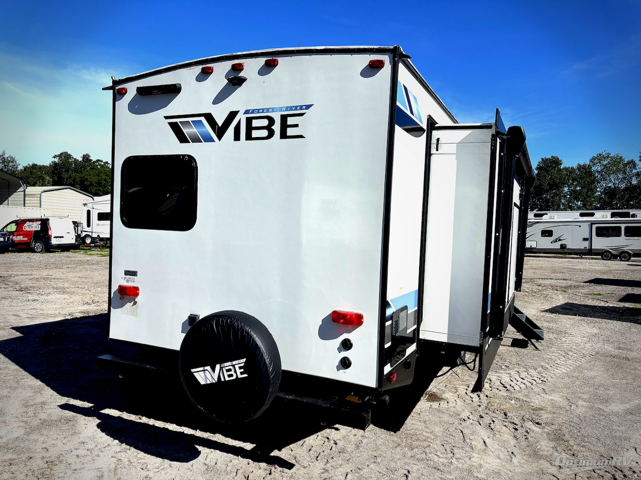 2023 Forest River Vibe 34XL Photo 16