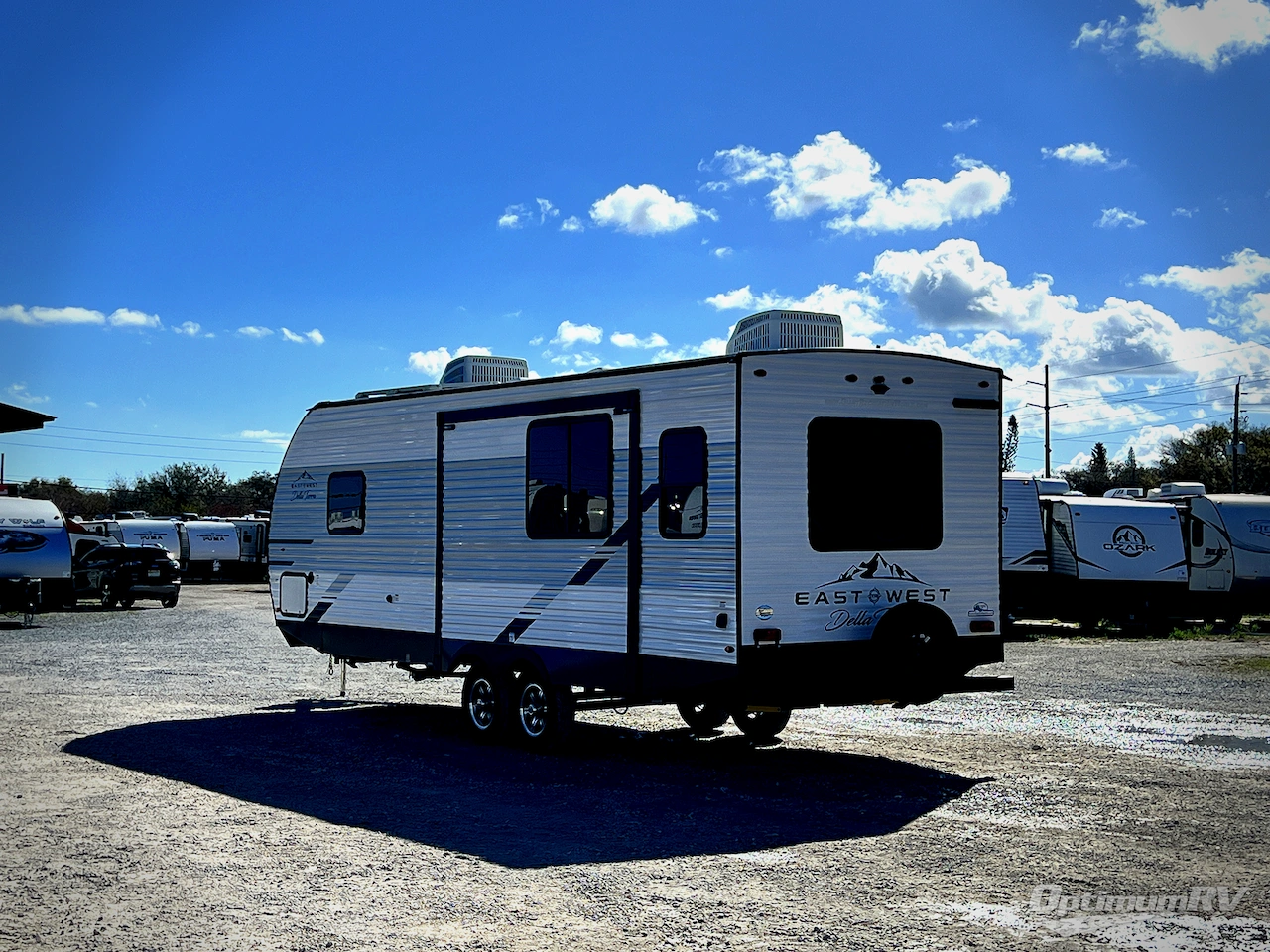 2024 East To West Della Terra 251RD Photo 3