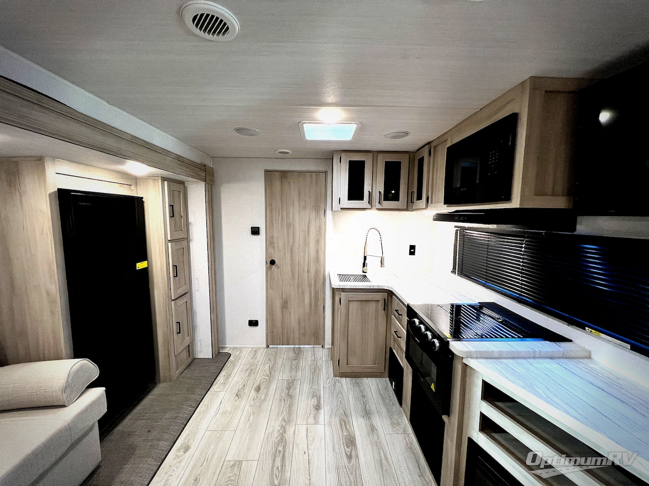 2024 East To West Della Terra 251RD Photo 4