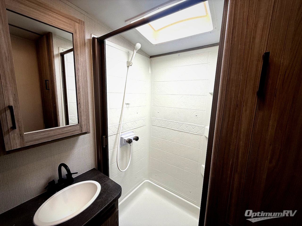 2022 Keystone Passport GT 2704RK Photo 10