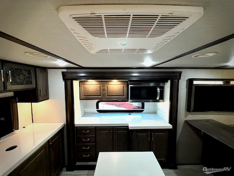 2021 Grand Design Solitude 390RK RV Photo 3