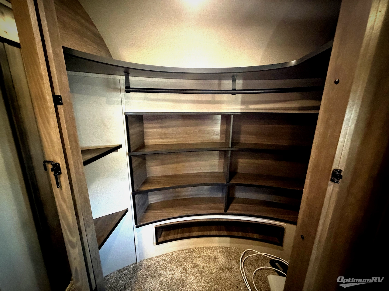 2021 Grand Design Solitude 390RK Photo 21