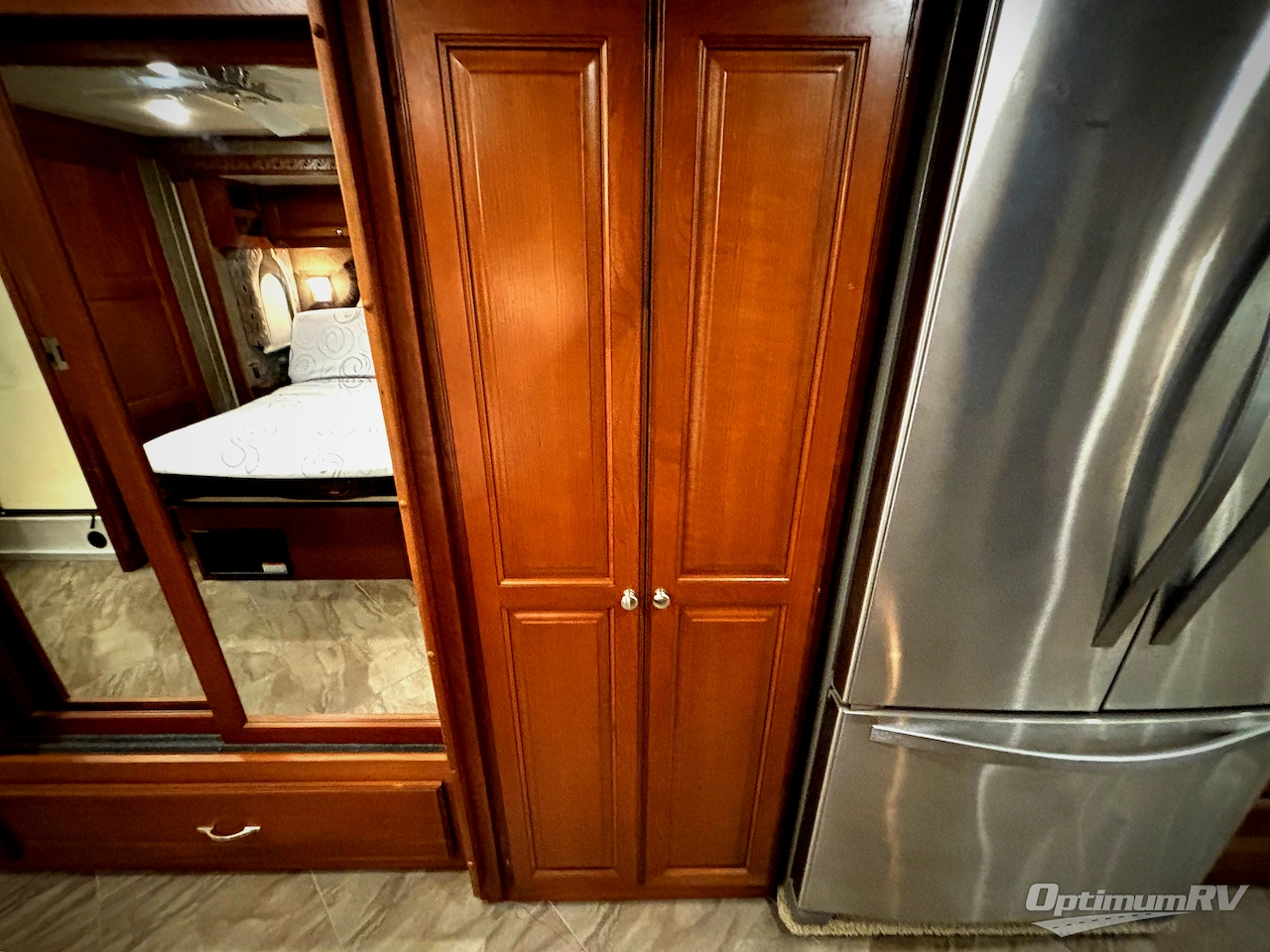 2016 Winnebago Adventurer 37F Photo 16