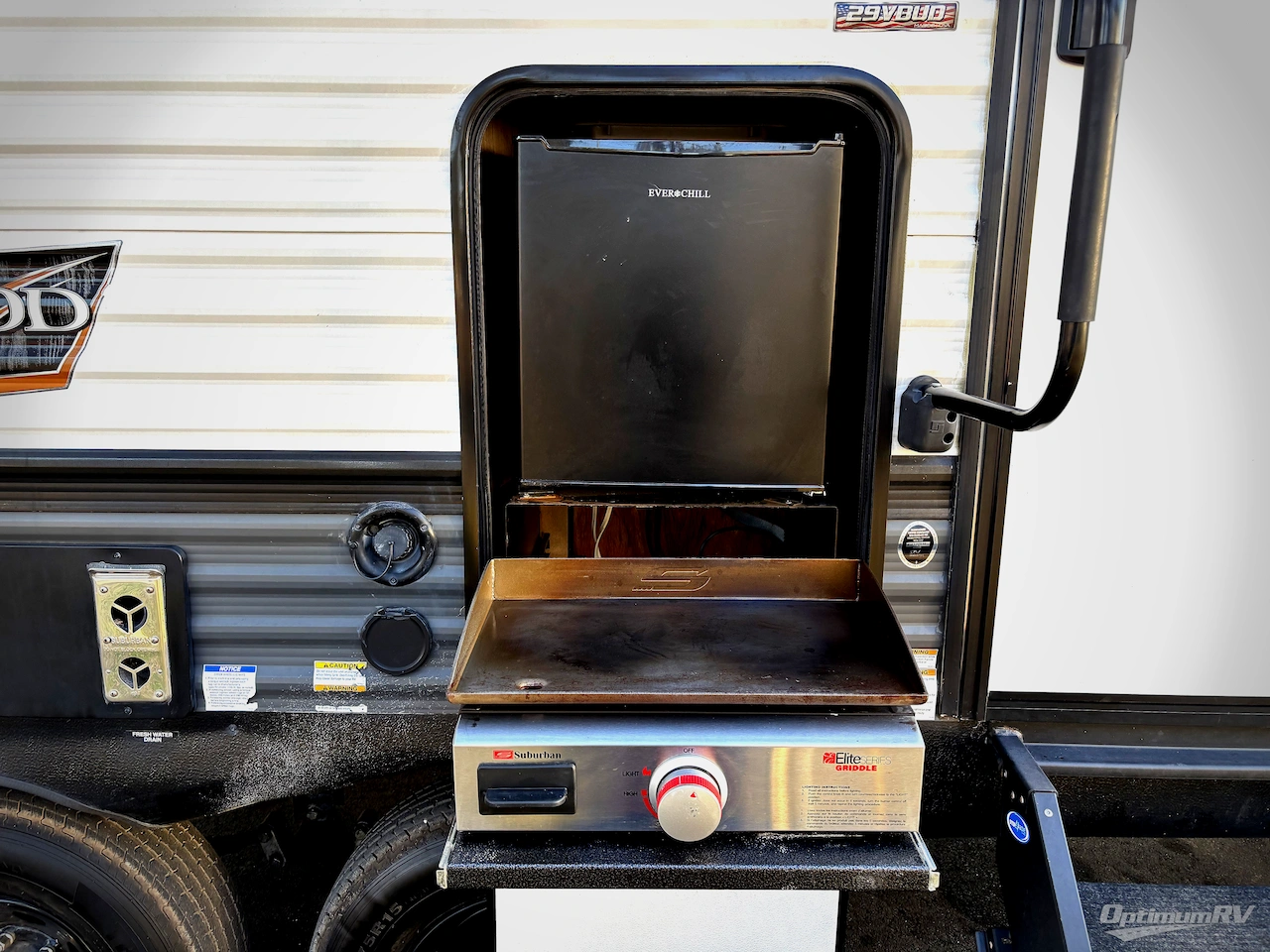 2022 Forest River Wildwood 29VBUD Photo 16