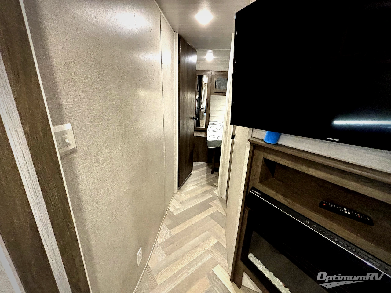 2022 Forest River Wildwood 29VBUD Photo 7