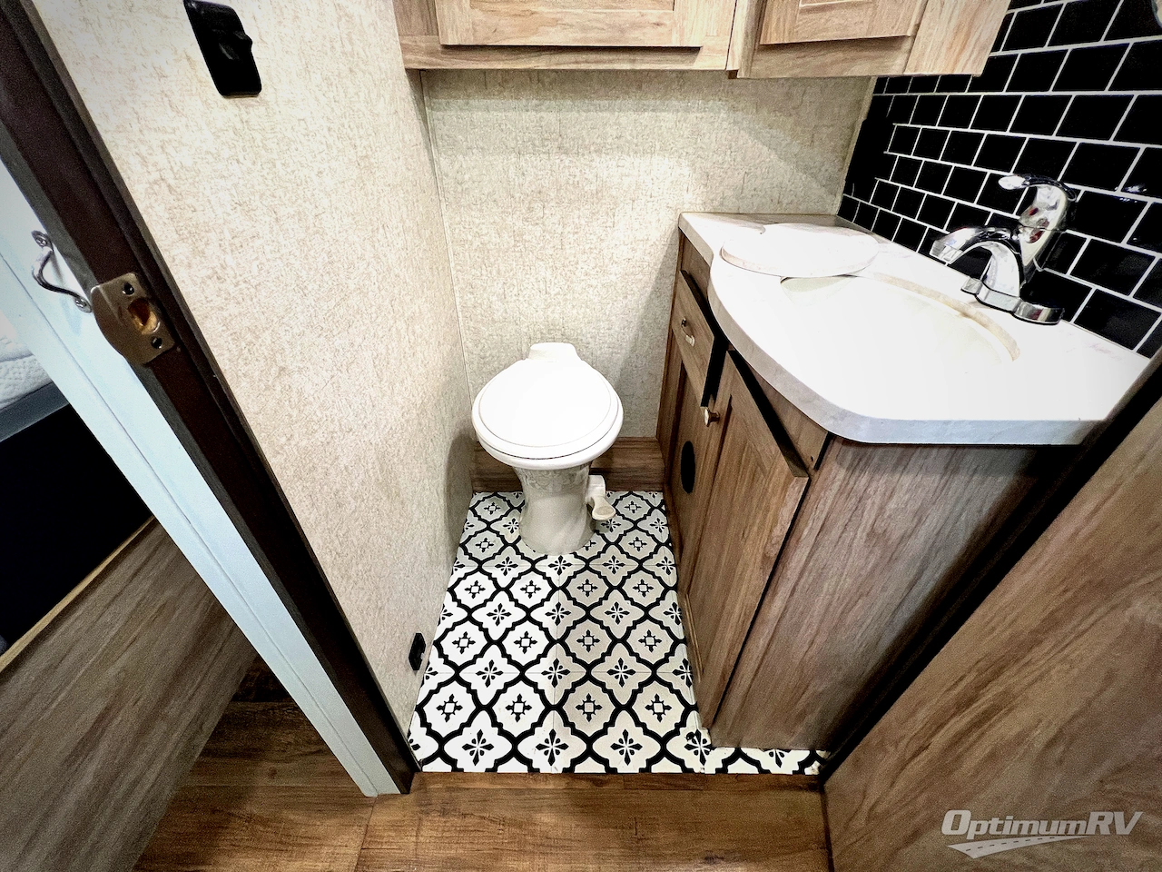 2019 Forest River Sunseeker 2860DS Ford Photo 14