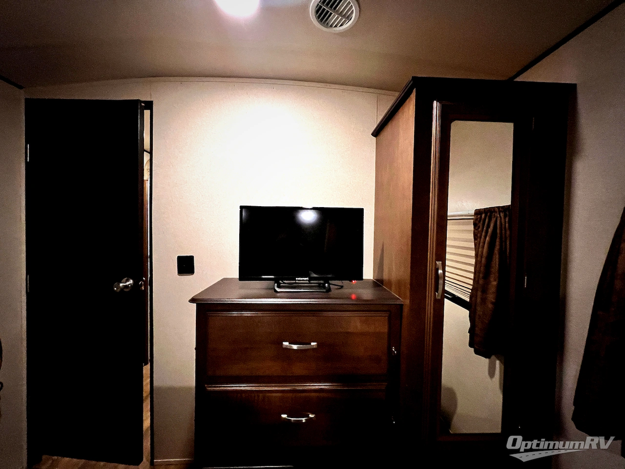 2017 Forest River Wildwood Heritage Glen 282RK Photo 34