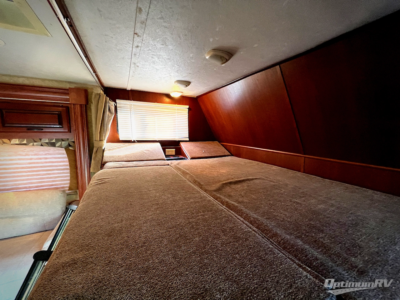 2012 Forest River Sunseeker 3100SS Photo 9