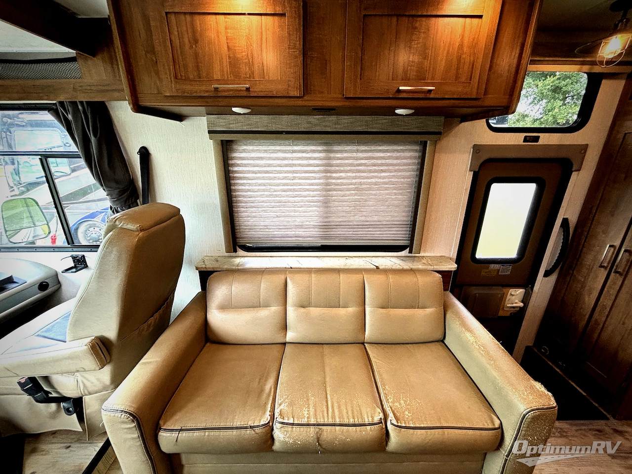 2020 Coachmen Pursuit 31BH Photo 10