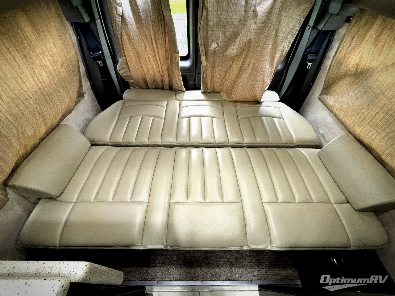 2010 Airstream Interstate Interstate Standard Photo 19