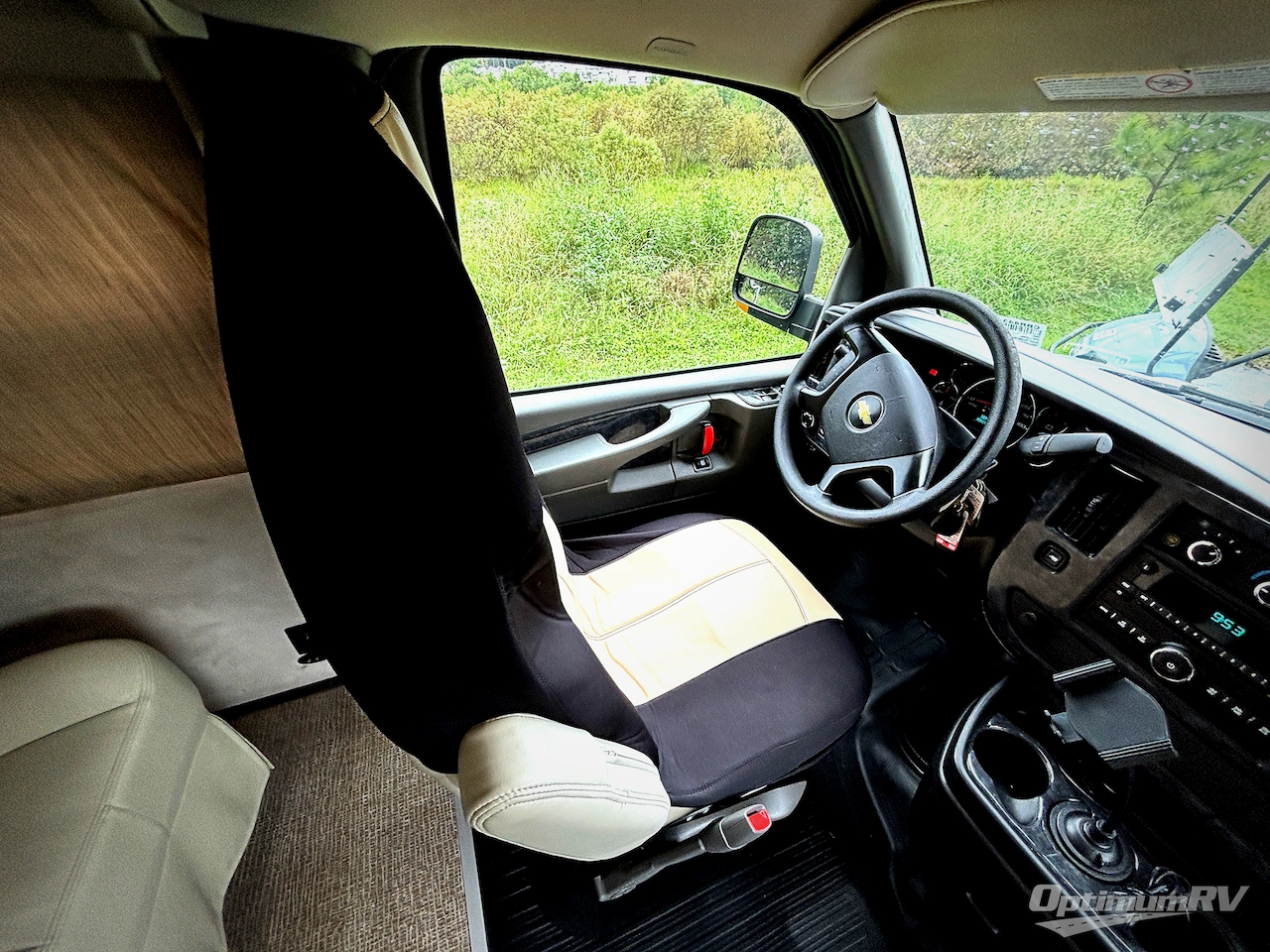 2010 Airstream Interstate Interstate Standard Photo 7