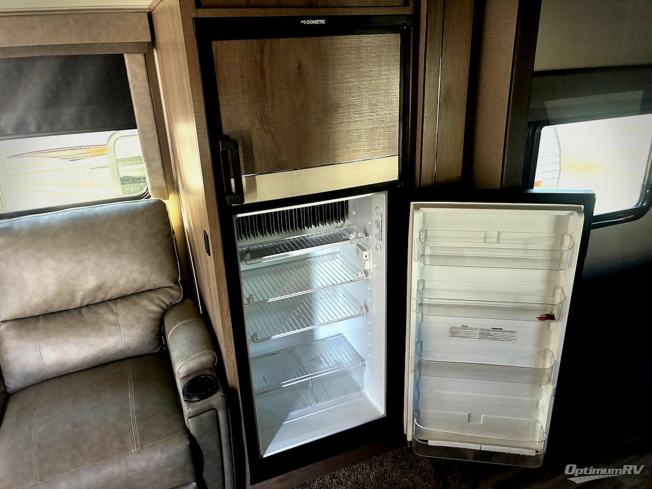 2022 Grand Design Imagine 2400BH Photo 10